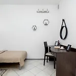 Tarsis In By Rent Like Apartment