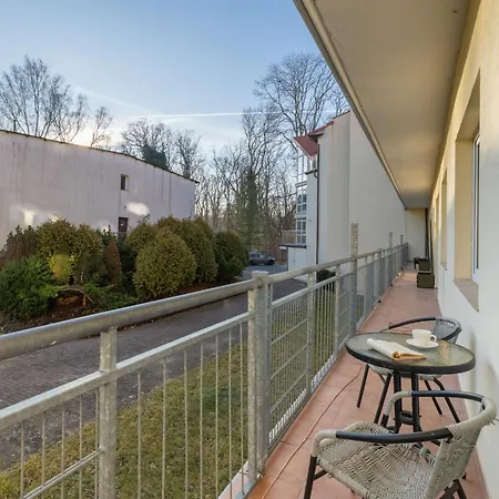 Tarsis In By Rent Like